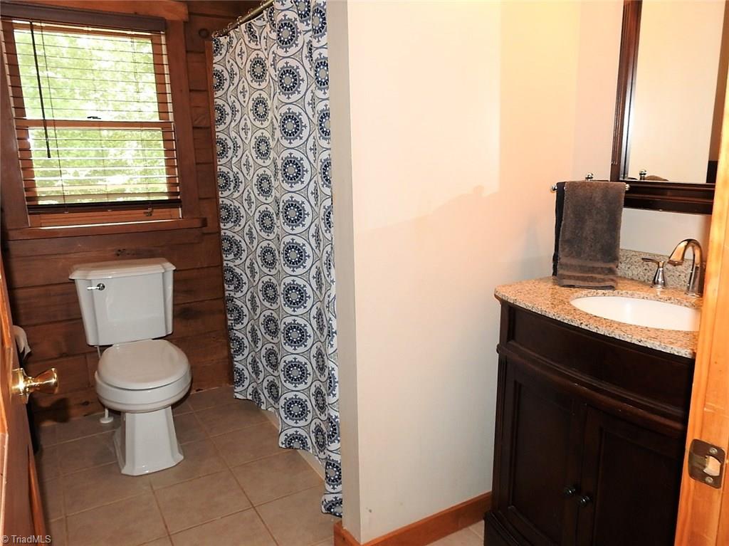 1716 Garner Road Yadkinville, NC 27055 - Photo 9 of 20 Gallery Image 9