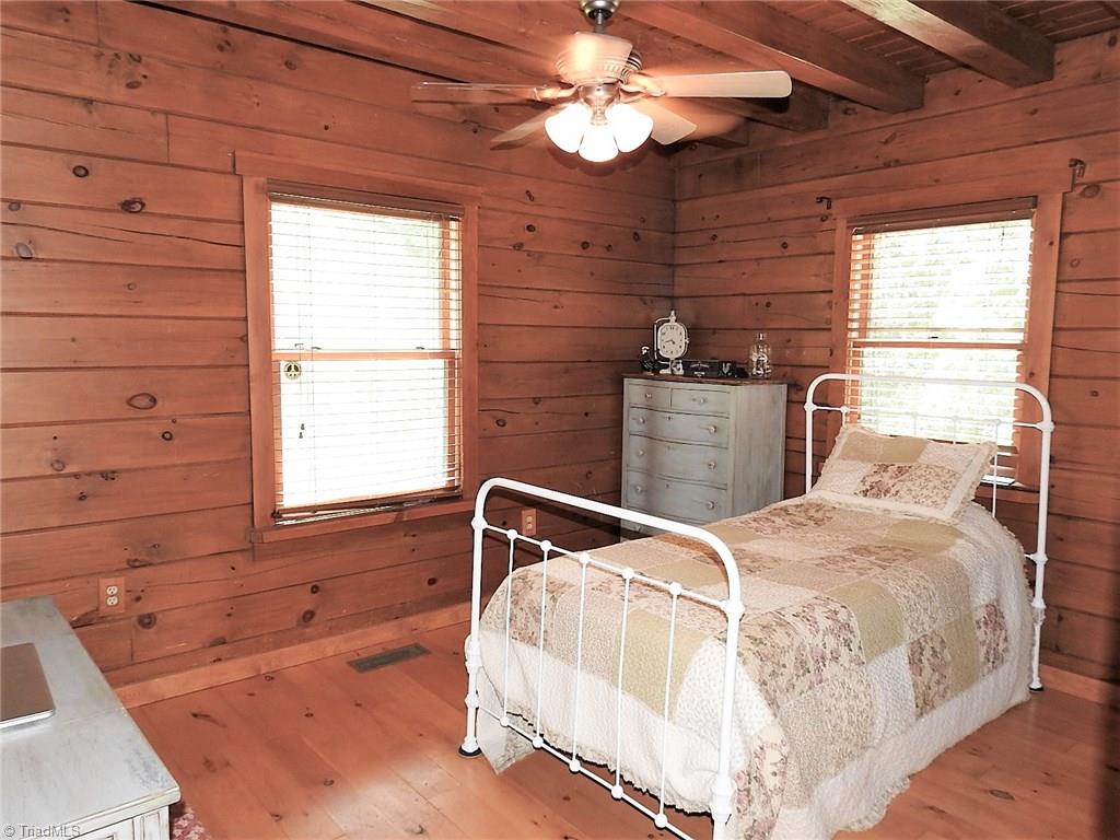 1716 Garner Road Yadkinville, NC 27055 - Photo 10 of 20 Gallery Image 10