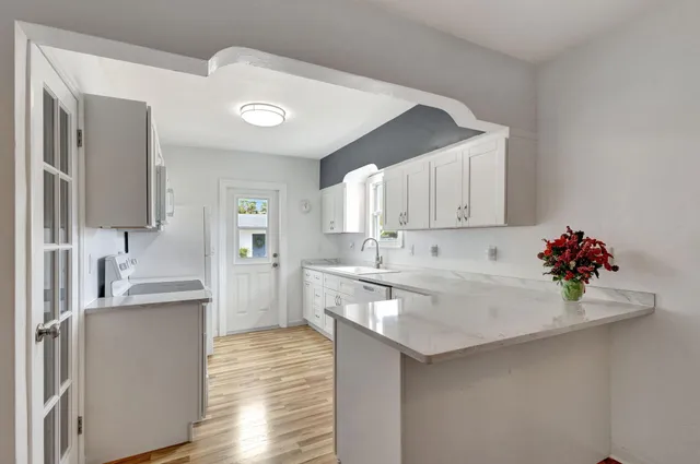 $635,000 | 1132 North Palmway, Lake Worth Beach, FL 33460