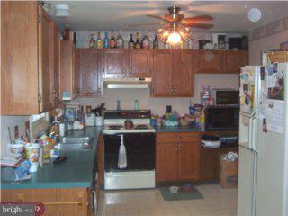 3002 Oak Drive Sinking Spring, PA 19608 - Photo 4 of 6