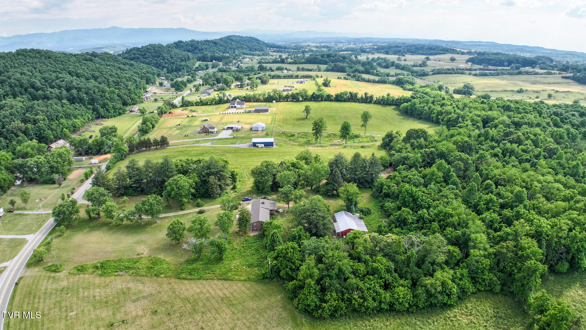 1865 Rheatown Road Chuckey, TN 37641 - Photo 12 of 58 DJI_20260519031424_0018_D