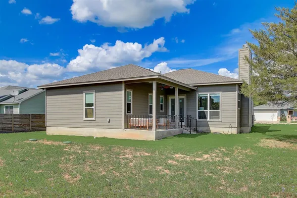 $2,595 | 121 Naalehu Court, Bastrop, TX 78602
