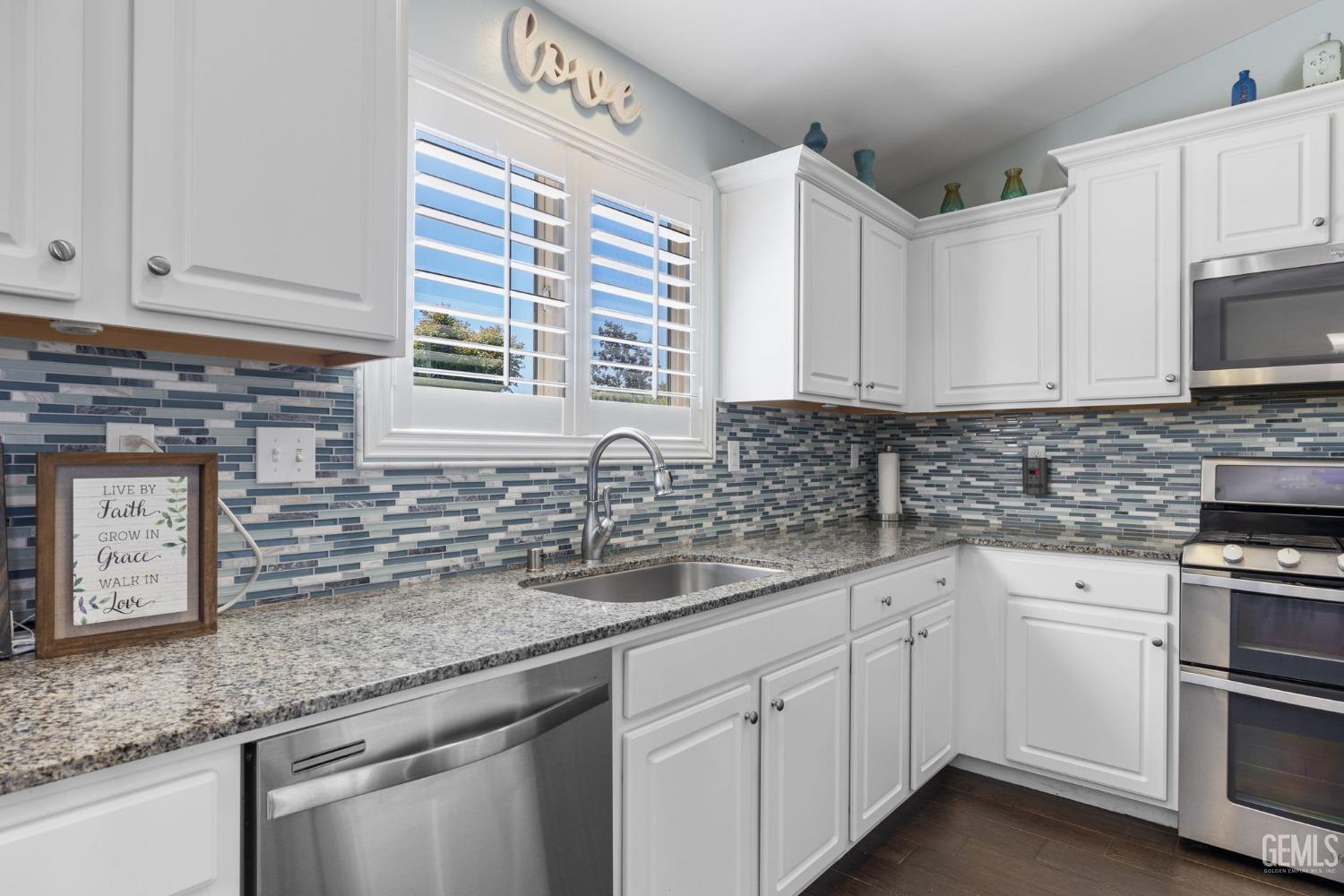 Undisclosed Address Bakersfield, CA 93311 - Photo 16 of 55