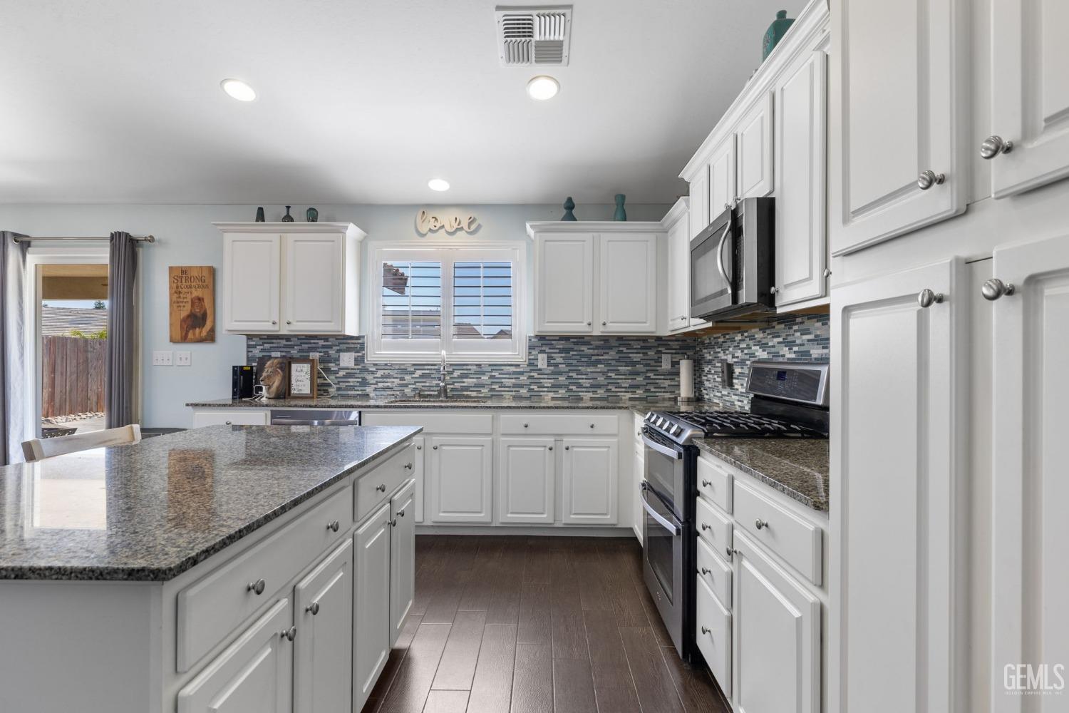 Undisclosed Address Bakersfield, CA 93311 - Photo 17 of 55