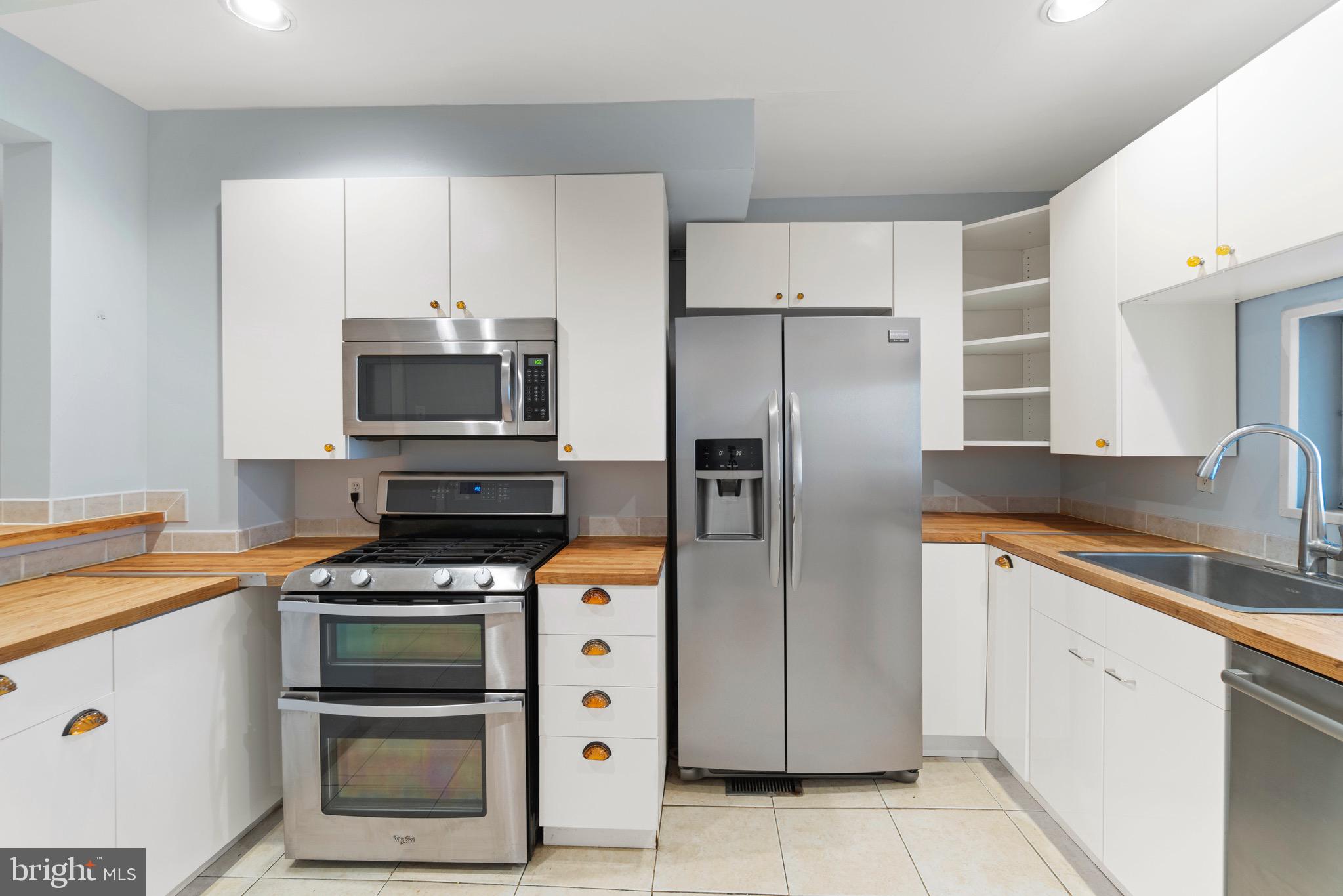 3616 Keswick Road Baltimore, MD 21211 - Photo 5 of 21