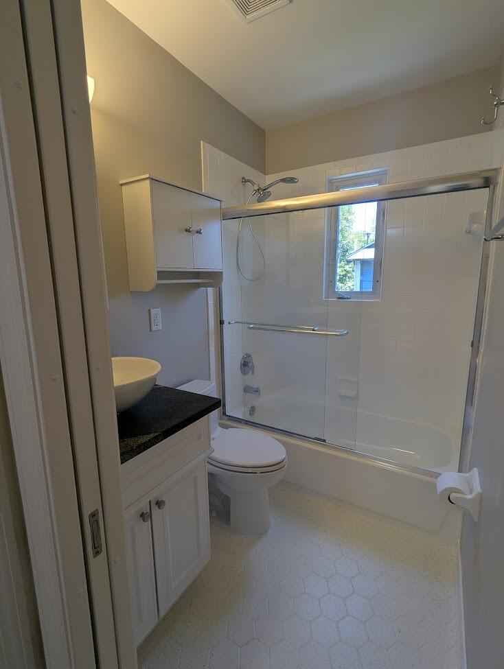 21 Hester Street, Unit 8 Charleston, SC 29403 - Photo 34 of 64 Upstairs bathroom