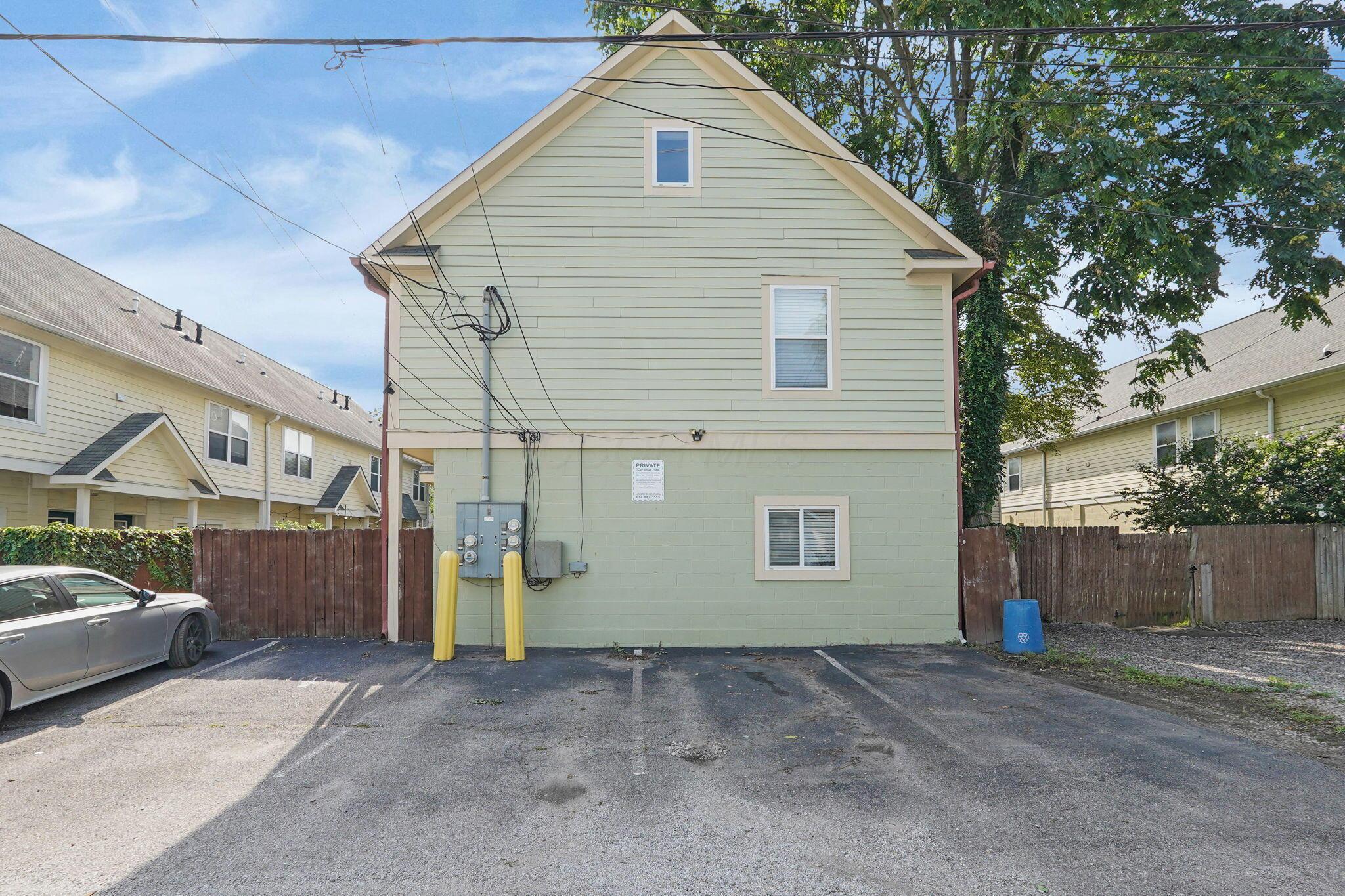 1096 Perry Street, Unit B Columbus, OH 43201 - Photo 23 of 33 Off Street Parking
