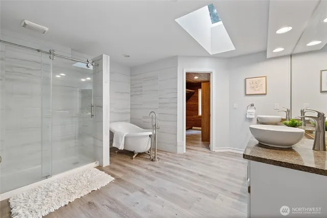 a view of parking area