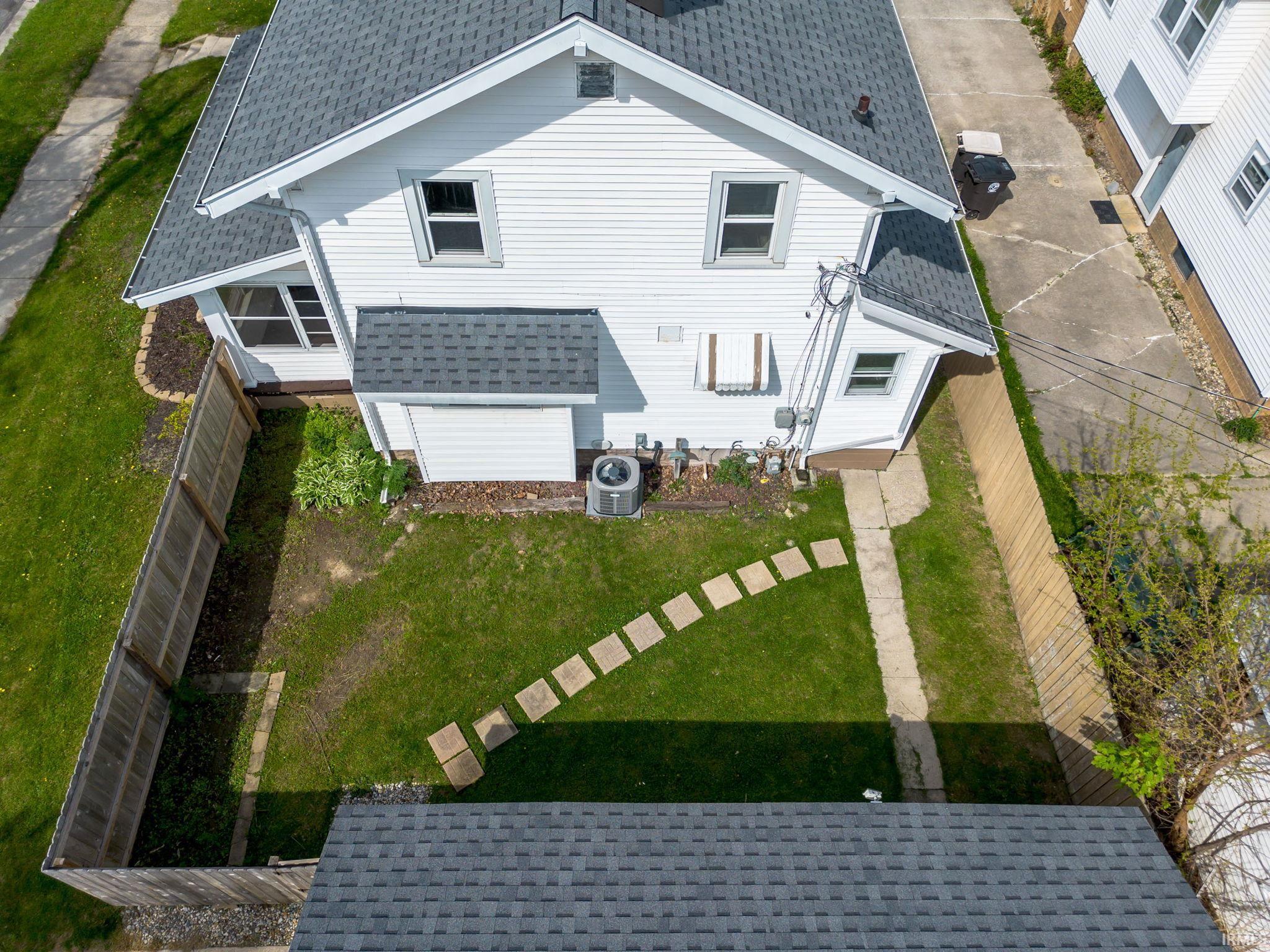 1730 Spring Street Fort Wayne, IN 46808 - Photo 3 of 34