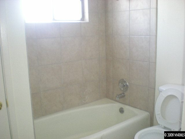 27 Smithridge Park Reno, NV 89502 - Photo 4 of 5 Photo 4