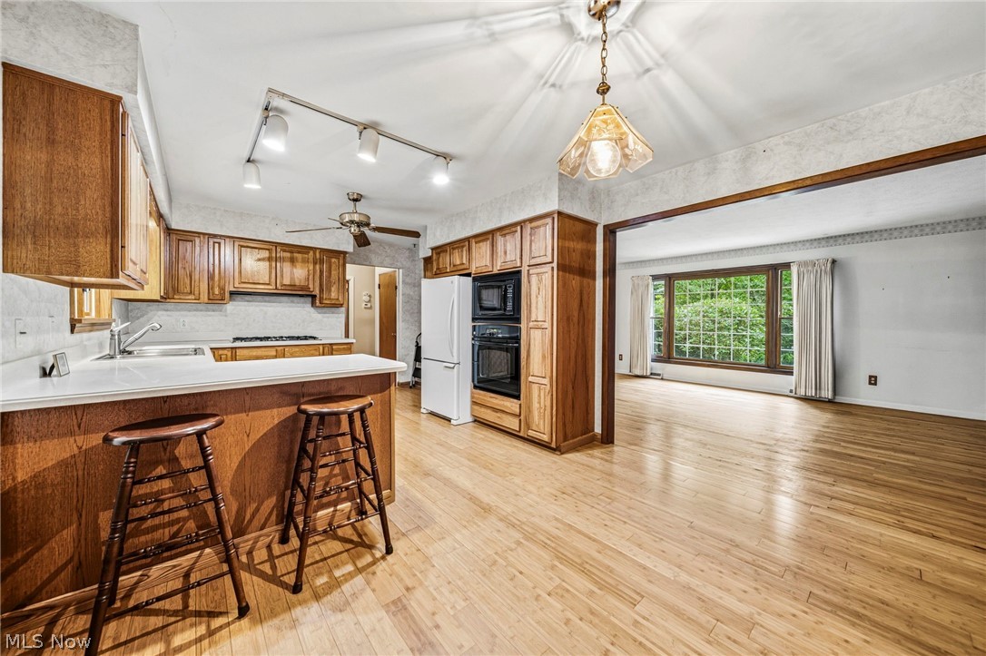 11565 Wilbert Road Chardon, OH 44024 - Photo 9 of 37