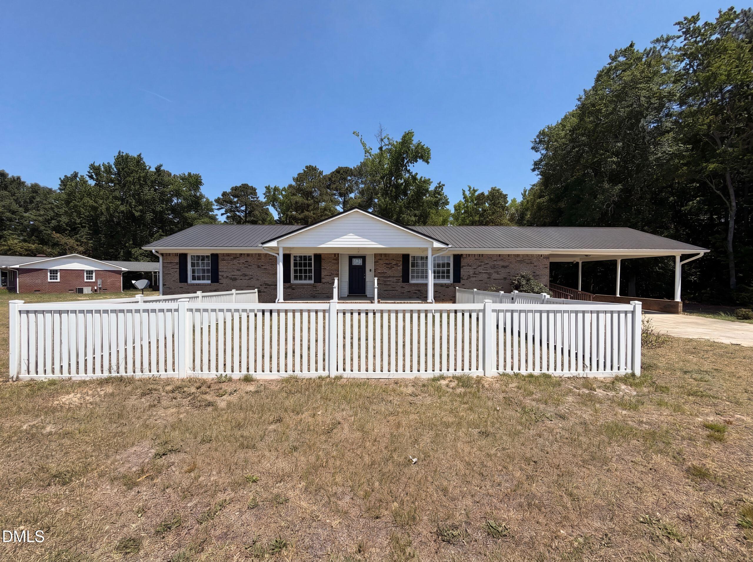 5416 Shipman Road Hope Mills, NC 28348 - Photo 1 of 16 listing_0