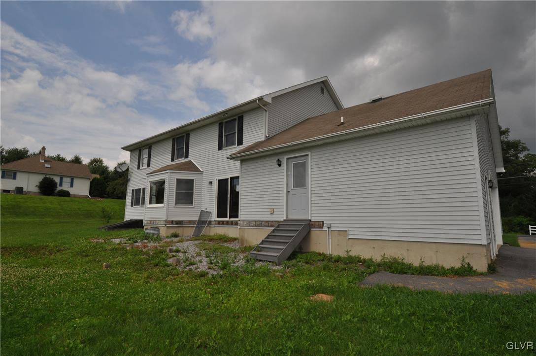 813 Lahr Road Nazareth, PA 18064 - Photo 3 of 21
