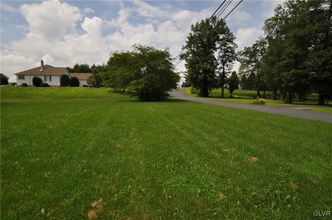 813 Lahr Road Nazareth, PA 18064 - Photo 6 of 21
