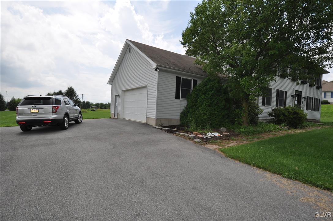 813 Lahr Road Nazareth, PA 18064 - Photo 7 of 21