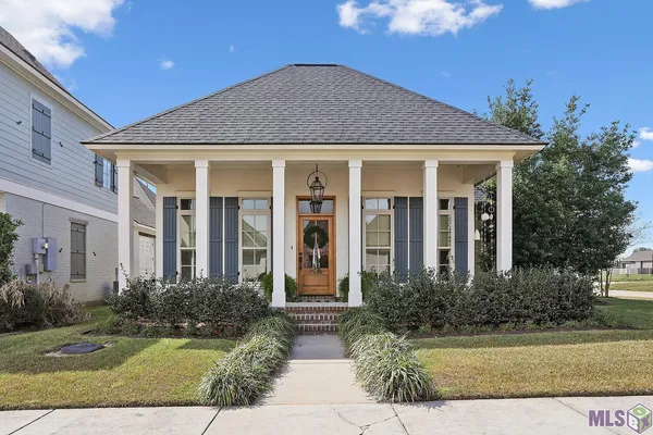 $435,000 | 7143 Rue Lierre Street, Zachary, LA 70791