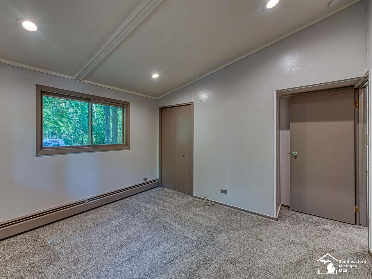 15063 West Dunbar Road Petersburg, MI 49270 - Photo 17 of 27 50024186-16.JPG