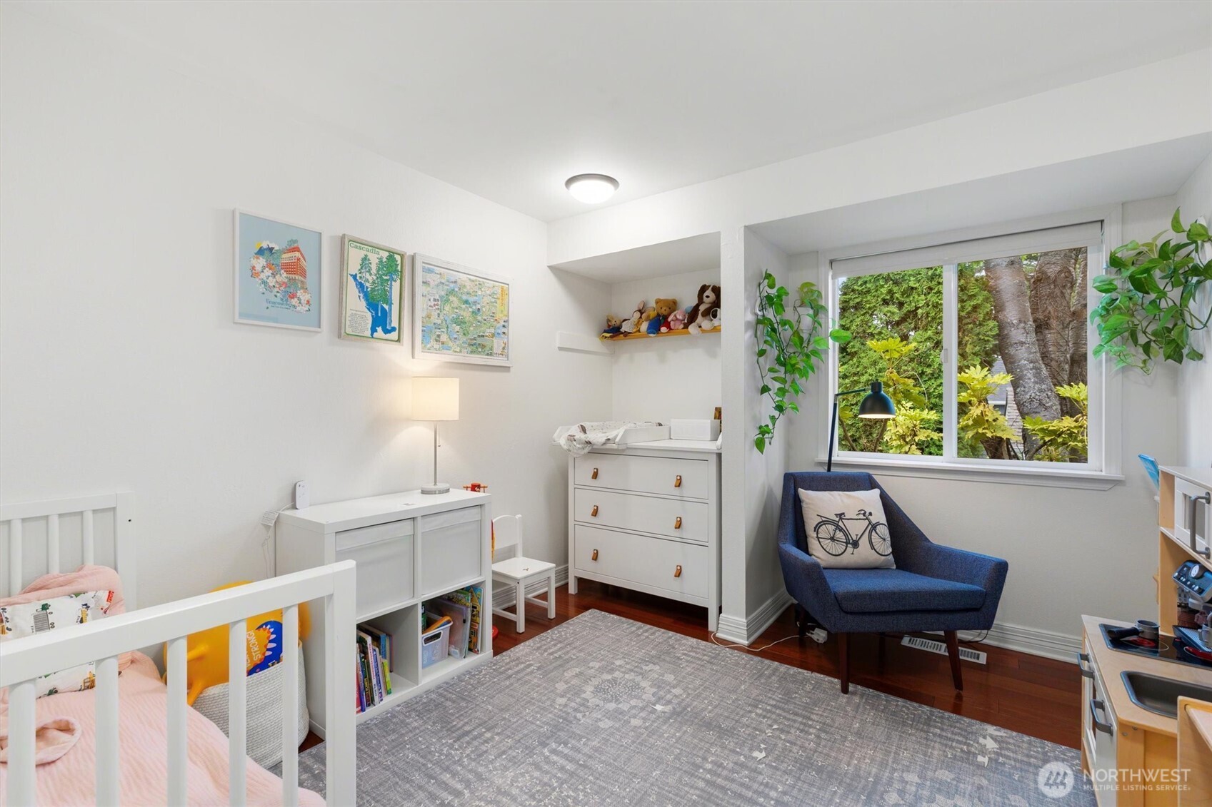 3238 Walnut Avenue Southwest Seattle, WA 98116 - Photo 19 of 40