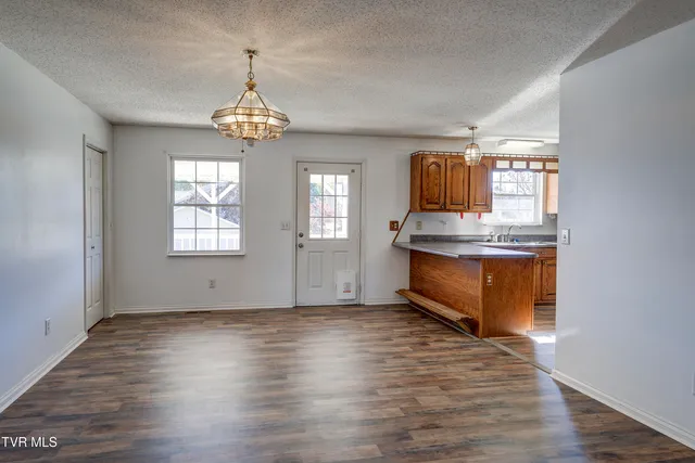 $479,900 | 25 Briar Patch Lane, Greeneville, TN 37745