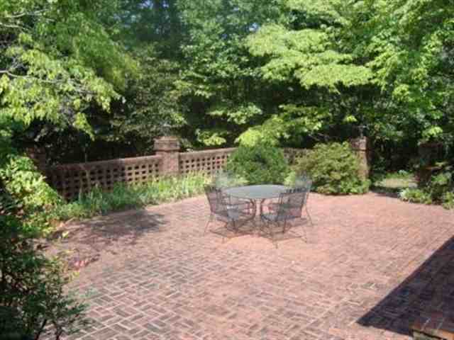 1147 Tugaloo Road Landrum, SC 29356 - Photo 3 of 17 Gallery Image 3