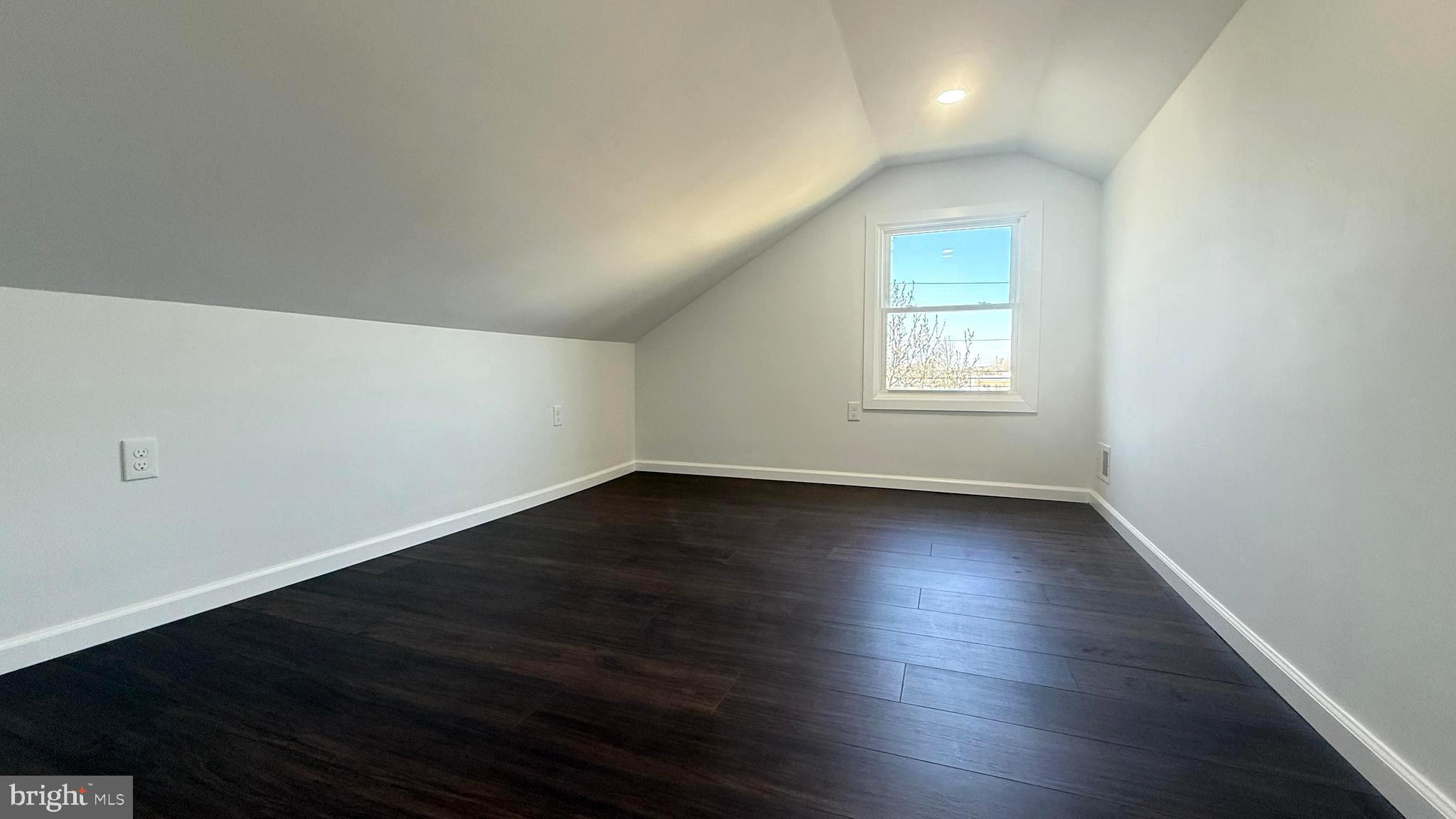 943 Columbus Road Burlington, NJ 08016 - Photo 28 of 35 Gallery Image 28