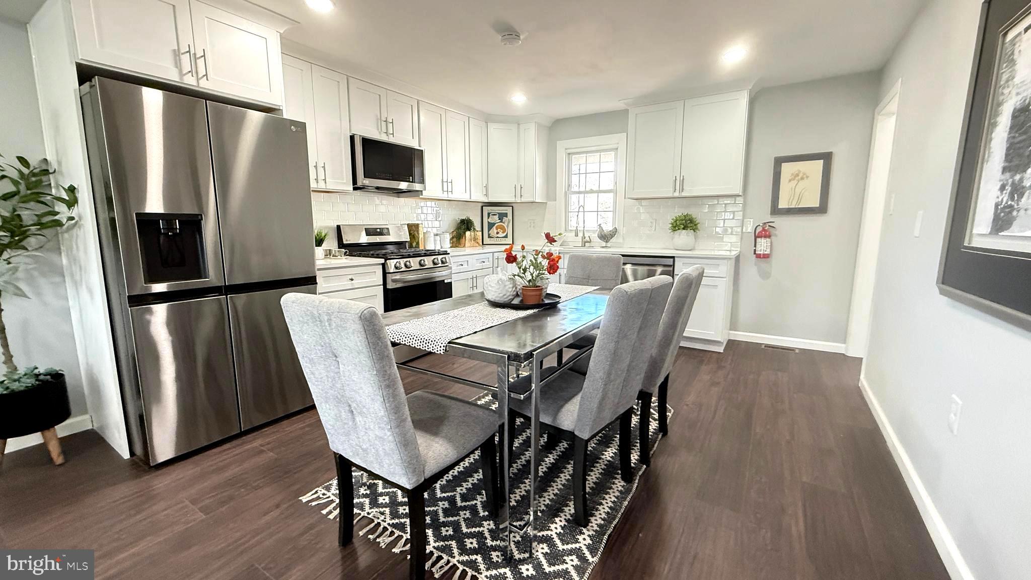 943 Columbus Road Burlington, NJ 08016 - Photo 3 of 35 Gallery Image 3