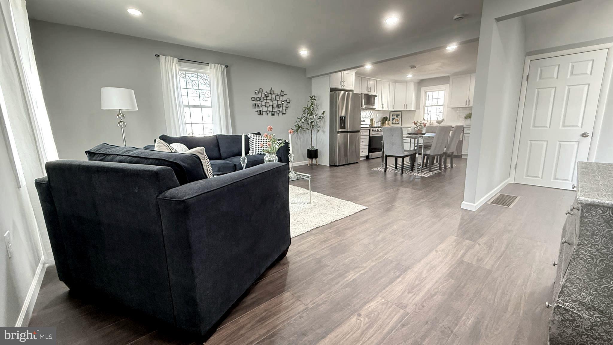 943 Columbus Road Burlington, NJ 08016 - Photo 9 of 35 Gallery Image 9