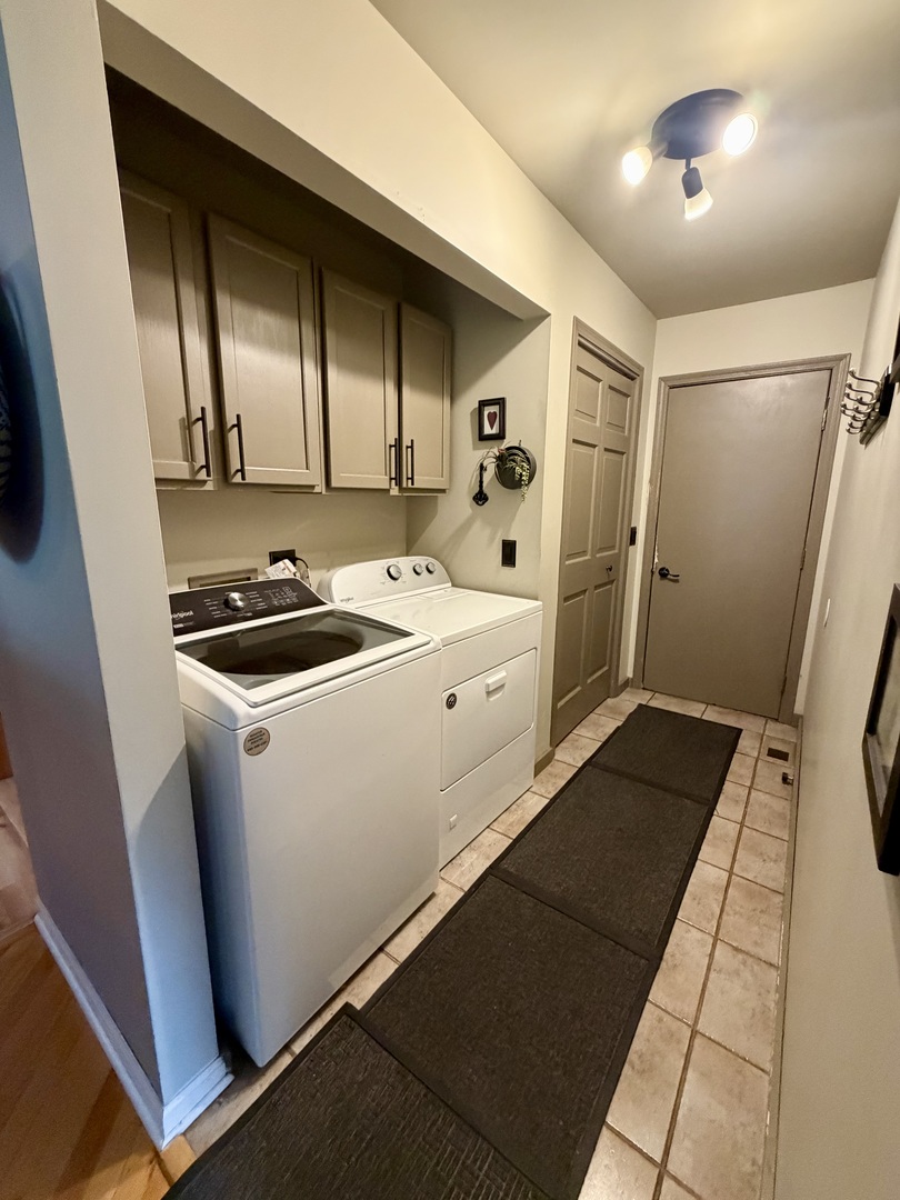 5024 Spring Road McHenry, IL 60050 - Photo 9 of 24 Gallery Image 9