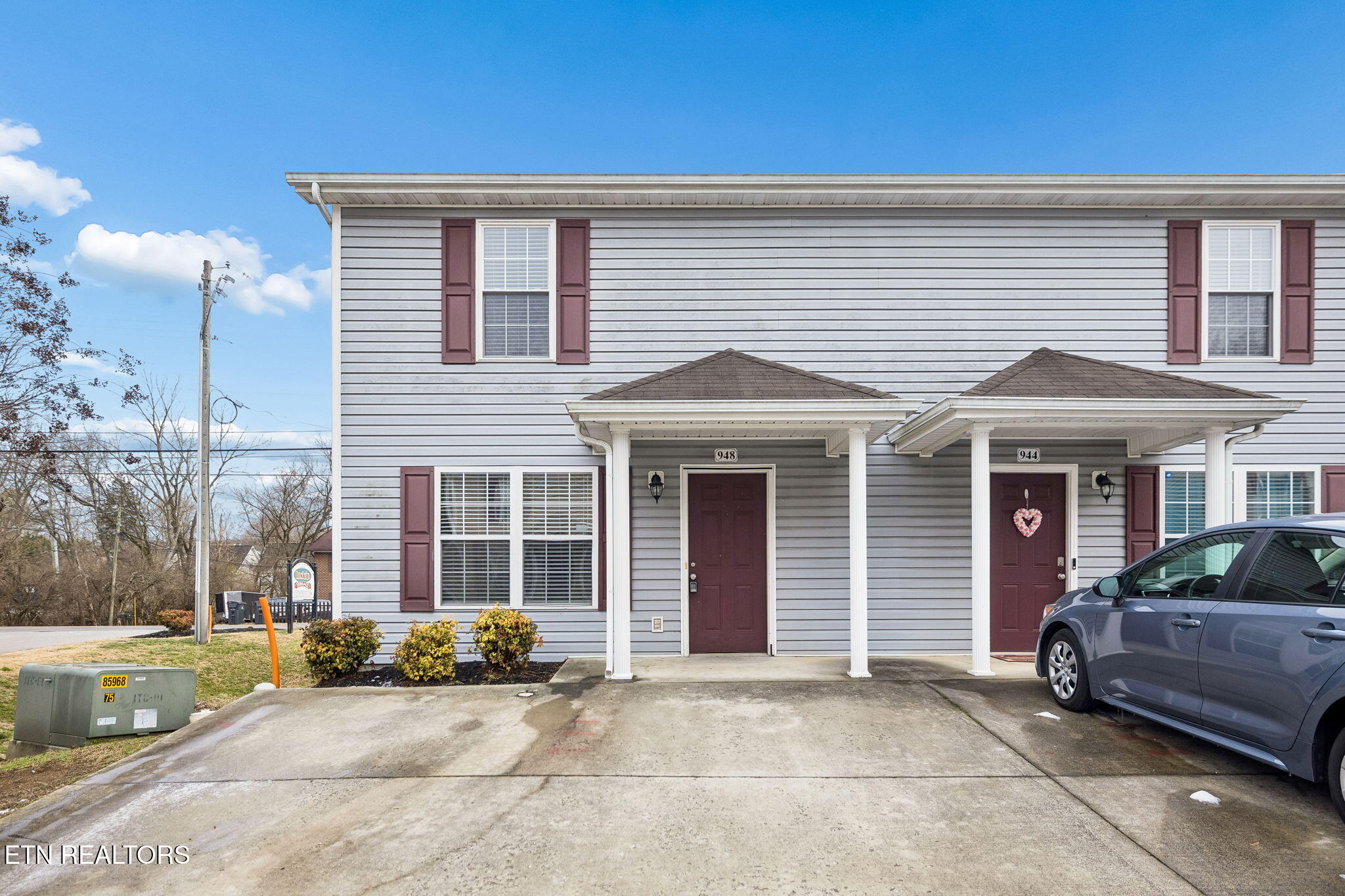 948 Micro Way Knoxville, TN 37912 - Photo 1 of 23 1-948 Micro Way - 001