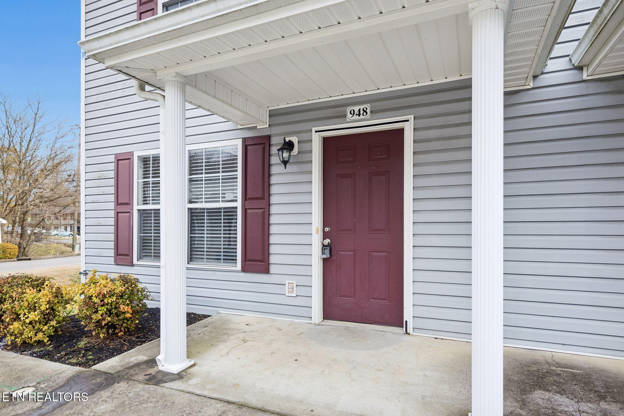 948 Micro Way Knoxville, TN 37912 - Photo 2 of 23 3-948 Micro Way - 003