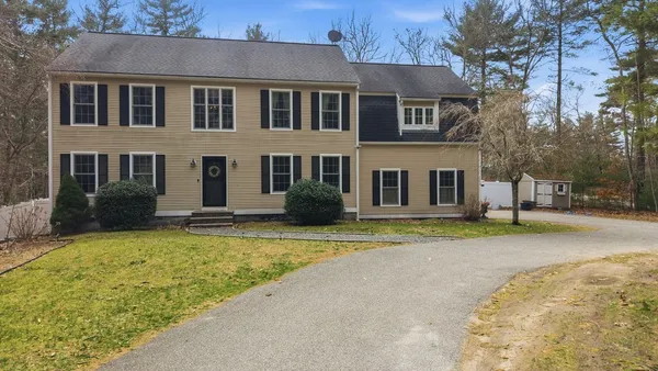 $769,000 | 159 High Street, Carver, MA 02330