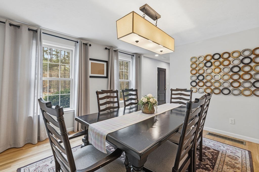 159 High Street Carver, MA 02330 - Photo 11 of 35