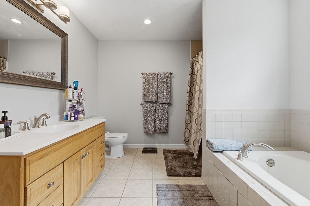 159 High Street Carver, MA 02330 - Photo 20 of 35