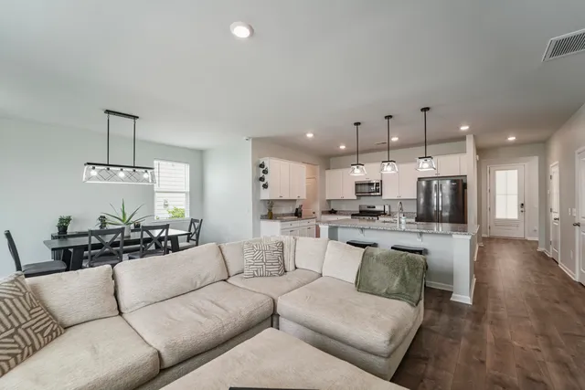 $449,900 | 160 Granton Edge Lane, Summerville, SC 29486