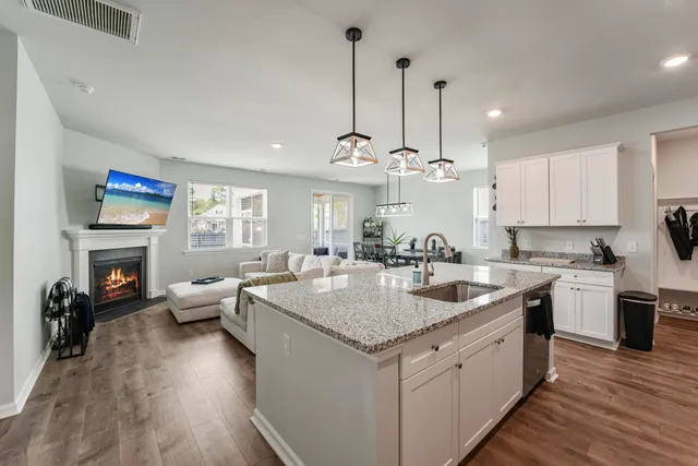 $449,900 | 160 Granton Edge Lane, Summerville, SC 29486