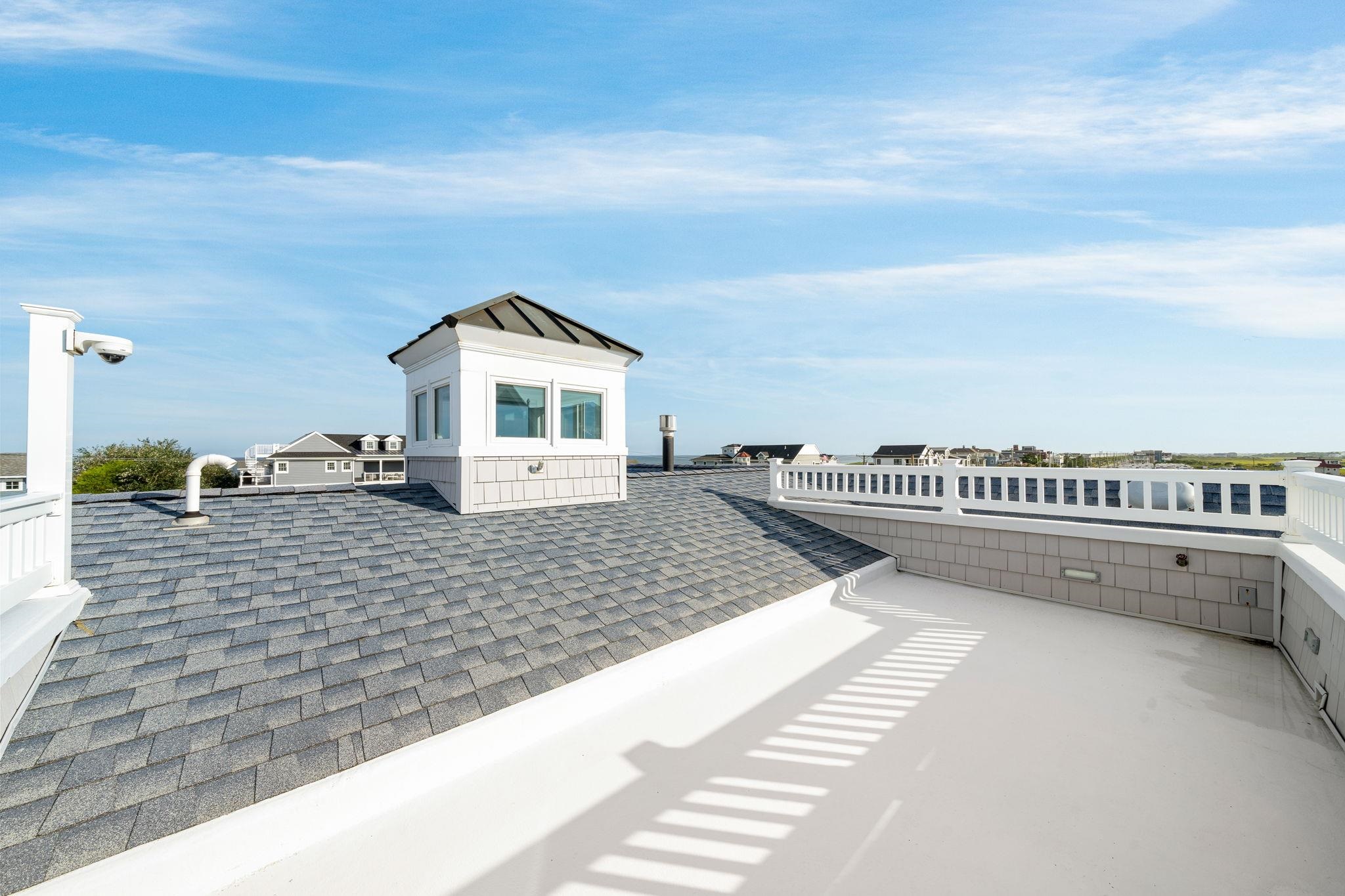 704 South Commonwealth Avenue Strathmere, NJ 08248 - Photo 45 of 50 a view of a terrace