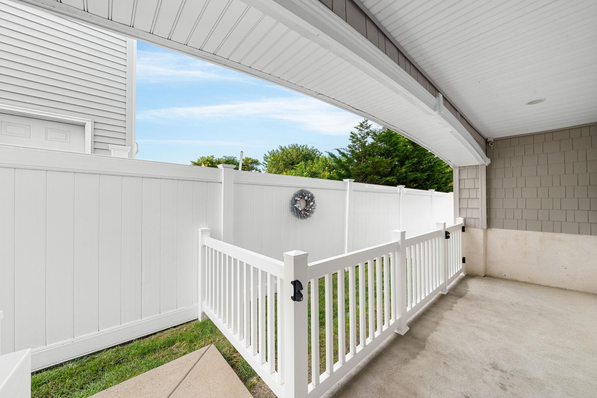 704 South Commonwealth Avenue Strathmere, NJ 08248 - Photo 46 of 50 a view of a terrace