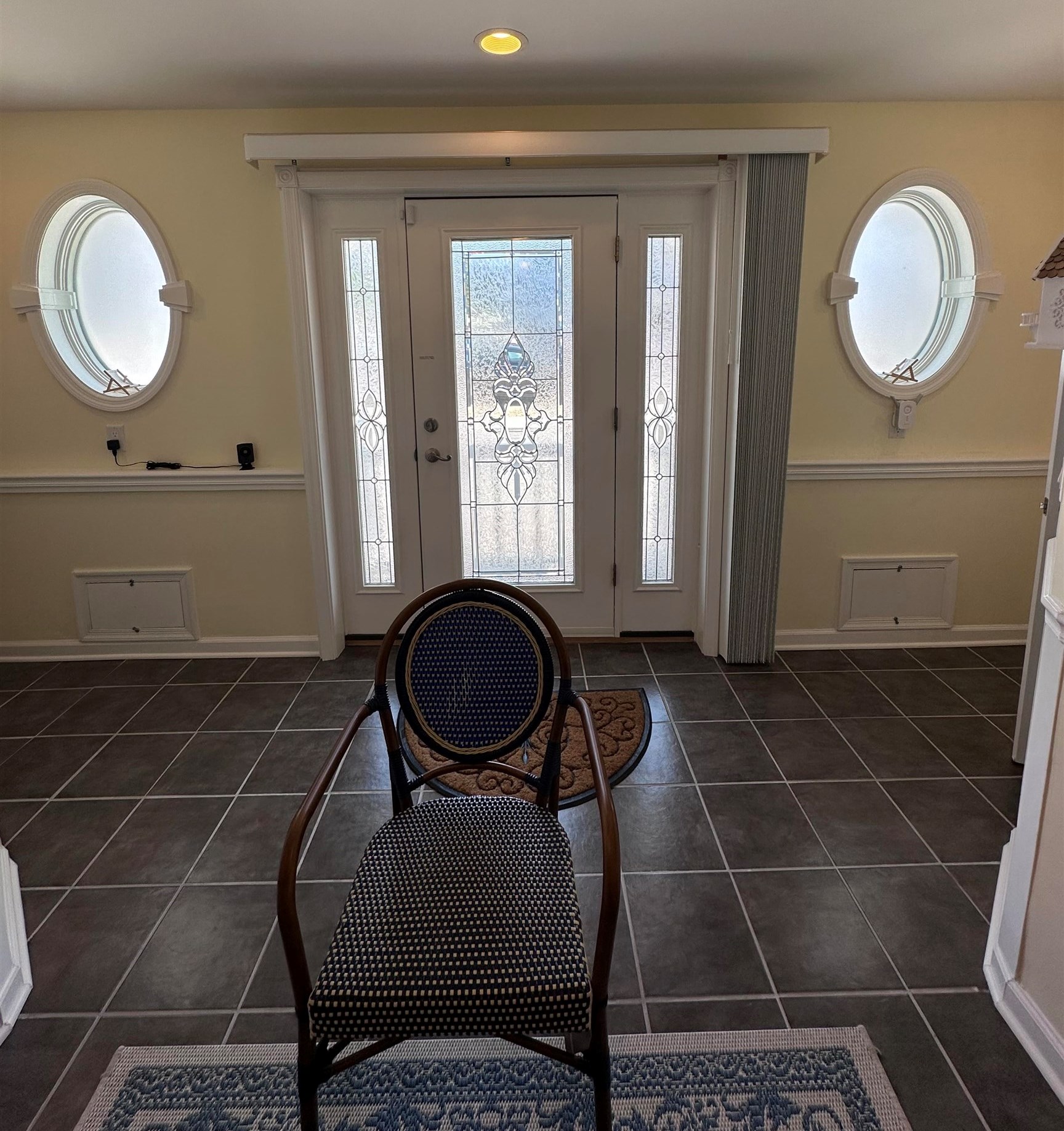 704 South Commonwealth Avenue Strathmere, NJ 08248 - Photo 6 of 50 a bathroom with a toilet a sink and mirror