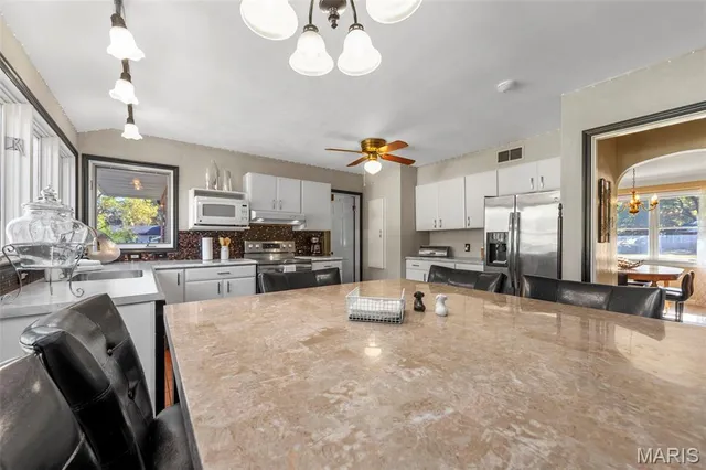 $389,900 | 3301 Lark Drive, Arnold, MO 63010