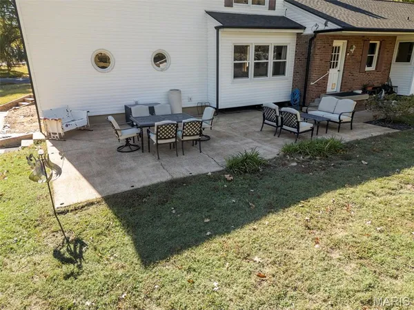 $370,000 | 3301 Lark Drive, Arnold, MO 63010