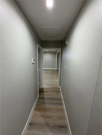 $2,200 | 6015 West Airport Boulevard, Houston, TX 77035