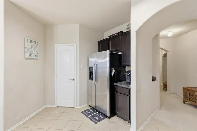 $305,000 | 217 Villanova Drive, Van Alstyne, TX 75495