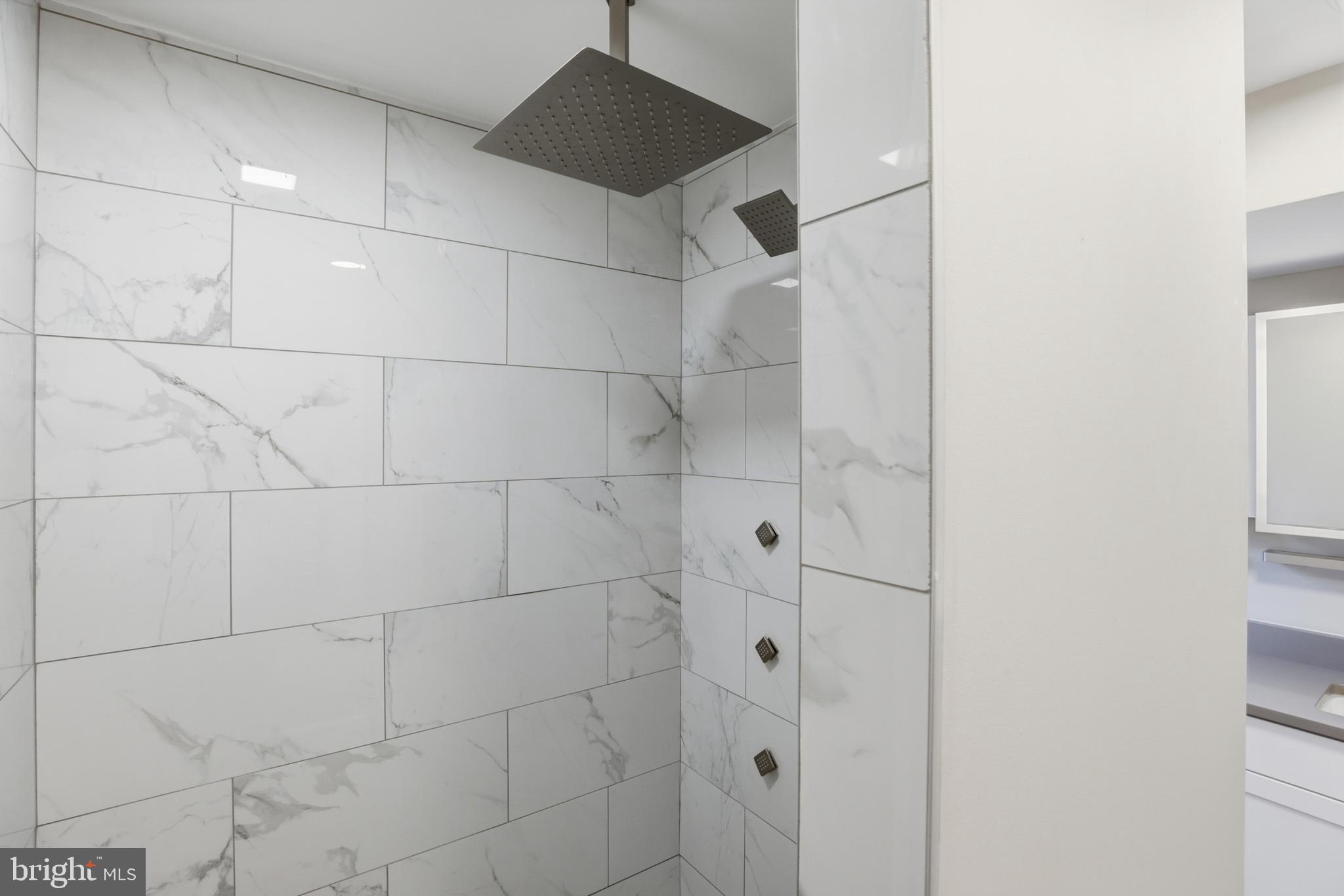 19 Roe Lane Arnold, MD 21012 - Photo 20 of 35 Heated Shower Floor!