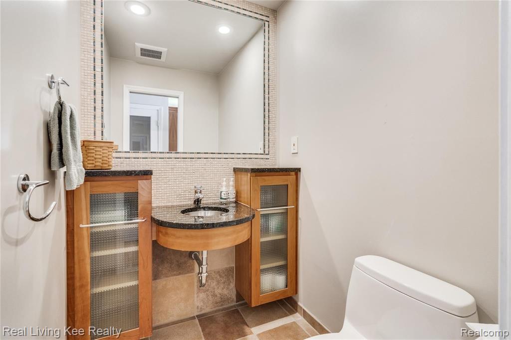 3473 Summit Ridge Drive Rochester Hills, MI 48306 - Photo 24 of 56