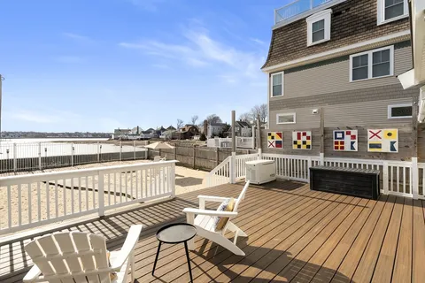 $725,000 | 7 Moreland Avenue, Hull, MA 02045