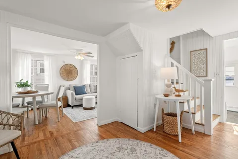 $725,000 | 7 Moreland Avenue, Hull, MA 02045