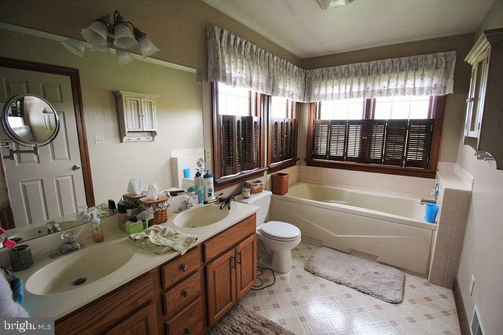 181 King Road Atglen, PA 19310 - Photo 12 of 19