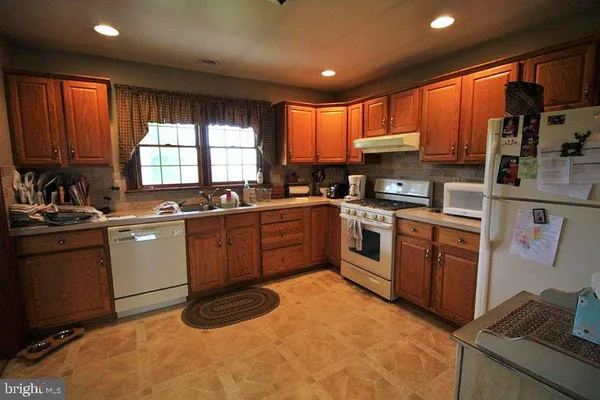 $3,000 | 181 King Road, Cochranville, PA 19330