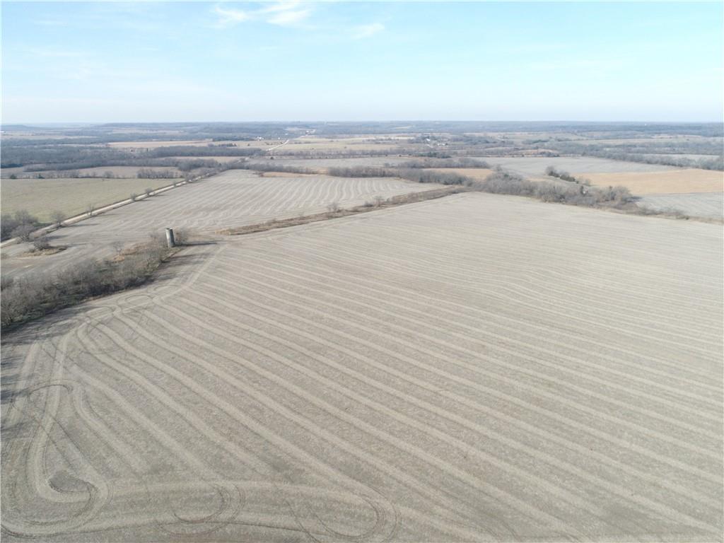 135 Range Road Fort Scott, KS 66701 - Photo 2 of 5