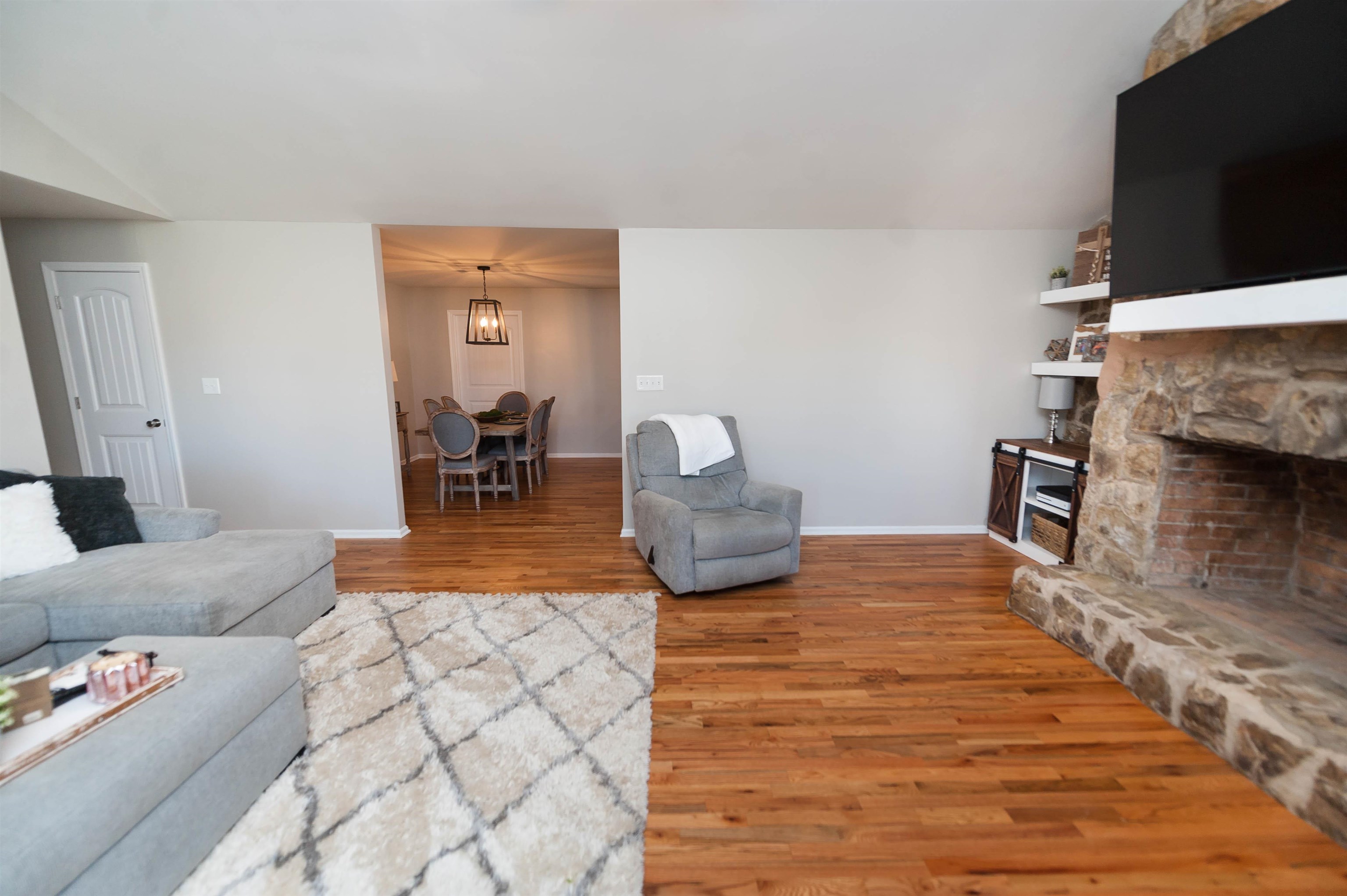 2901 Bishop Road Inman, SC 29349 - Photo 3 of 35